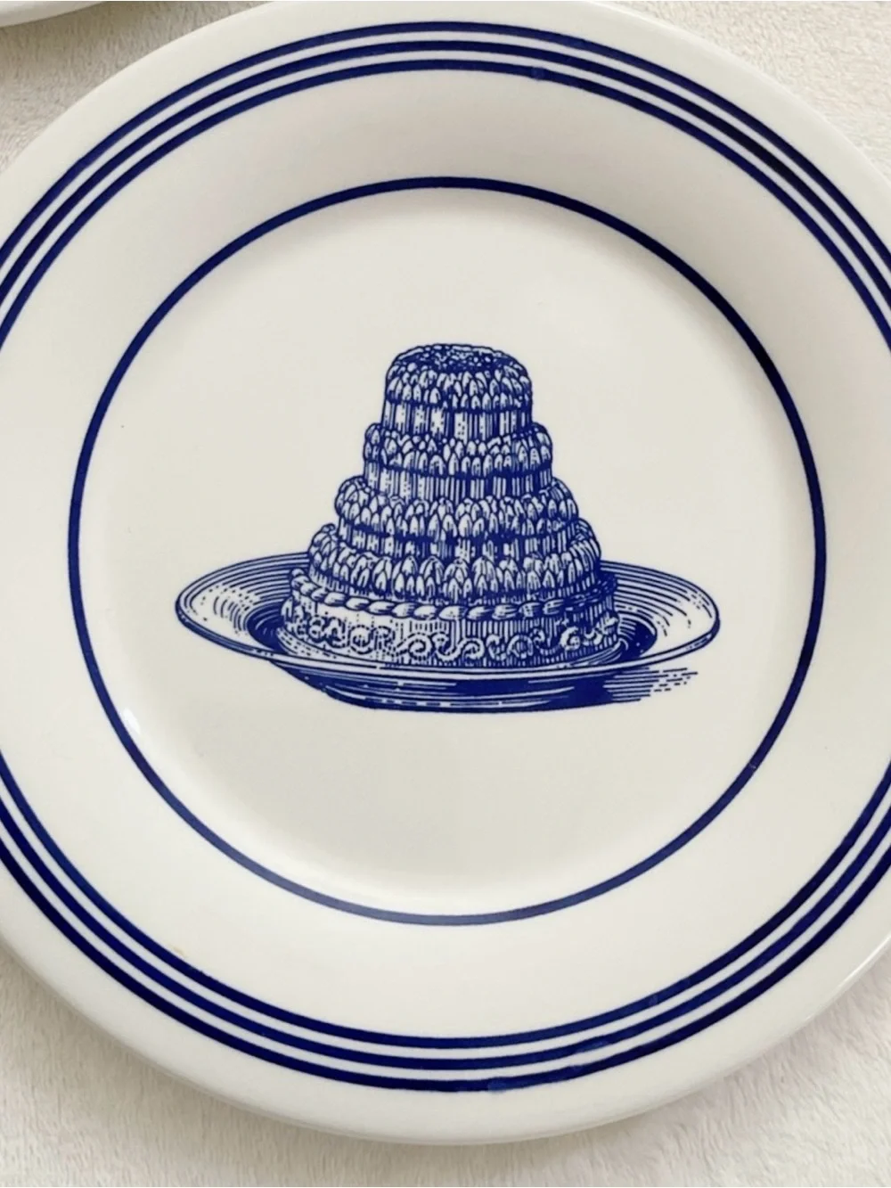 Williams Sonoma Carême Dessert Plates Set of 3 Blue White Made in England